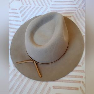 Brixton felt fedora hat light tan